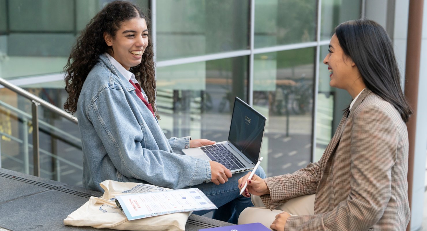 Services et Accompagnement pour Étudiants Internationaux à l’ESCE